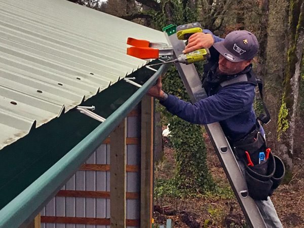 Seamless Gutter Installation in Salem, OR